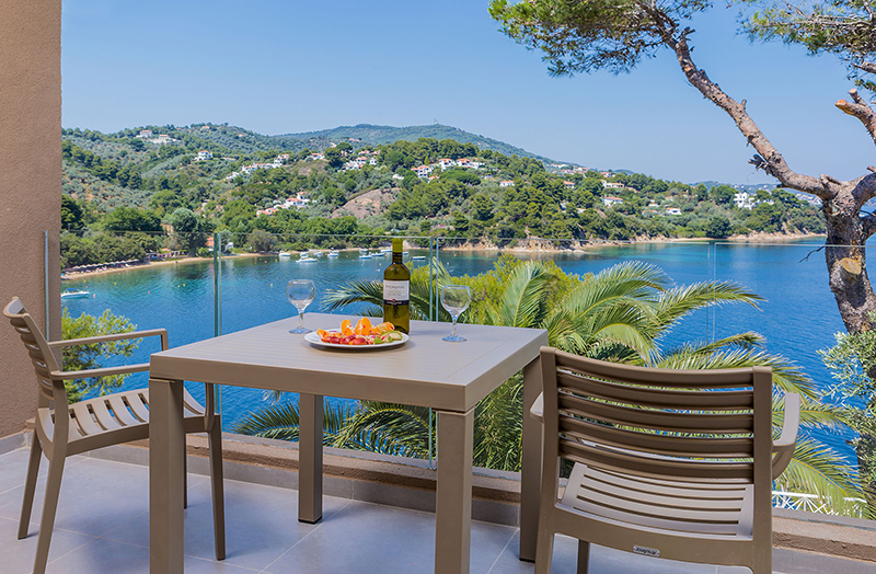 hotels,suites,skiathos,hotel management,skiathos hotels management
