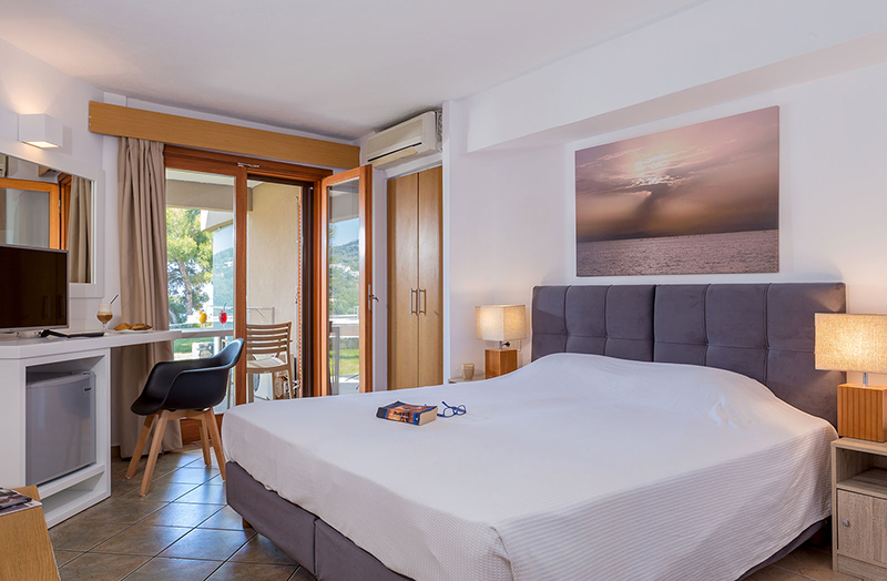 hotels,suites,skiathos,hotel management,skiathos hotels management